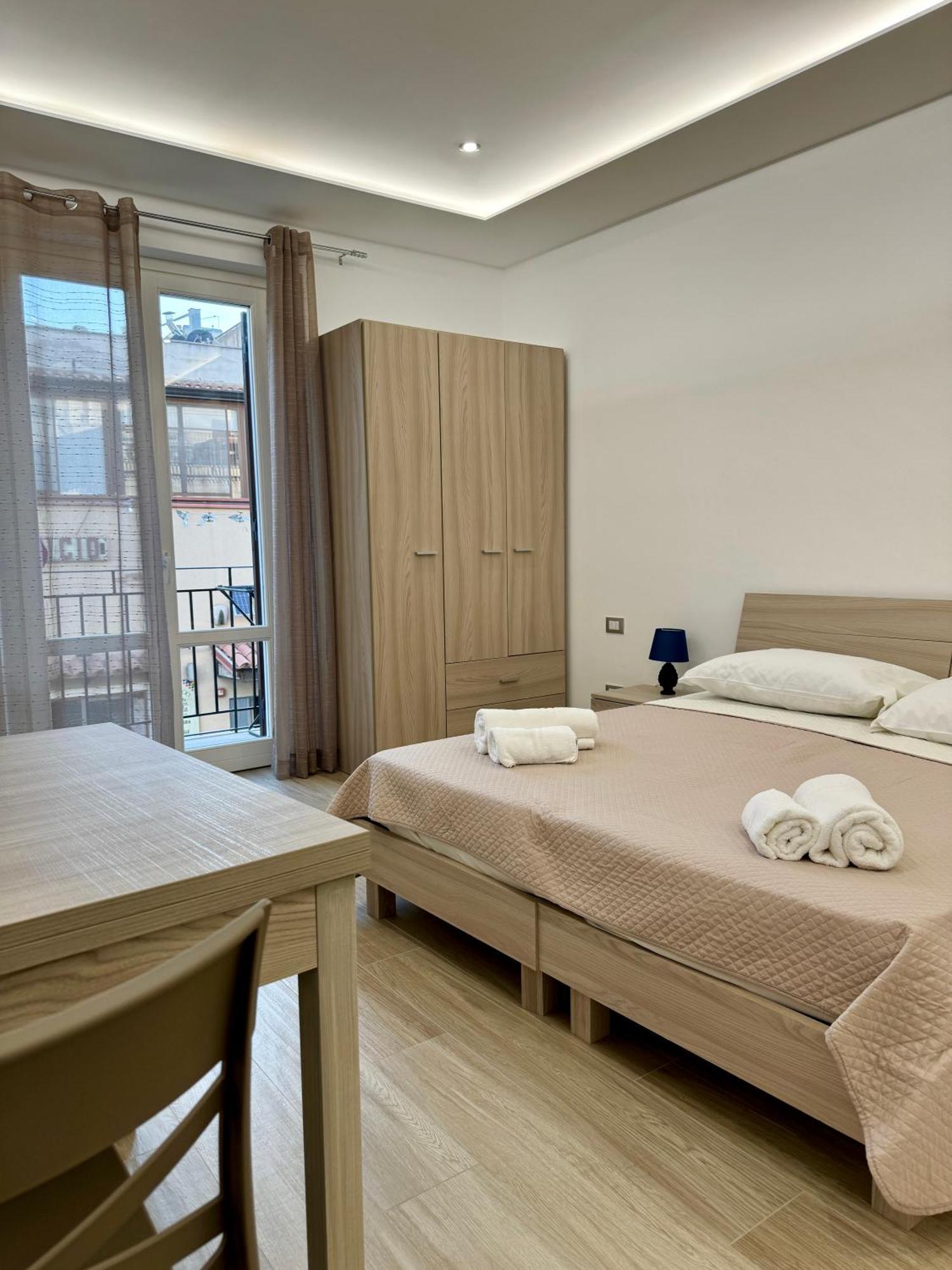 Terrasini Center Apartments Dış mekan fotoğraf